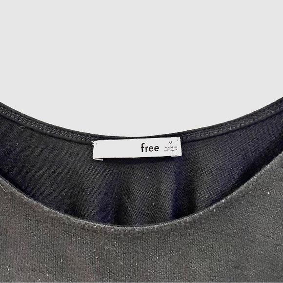 Aritzia Wilfred free black crop top M - Picture 3 of 5